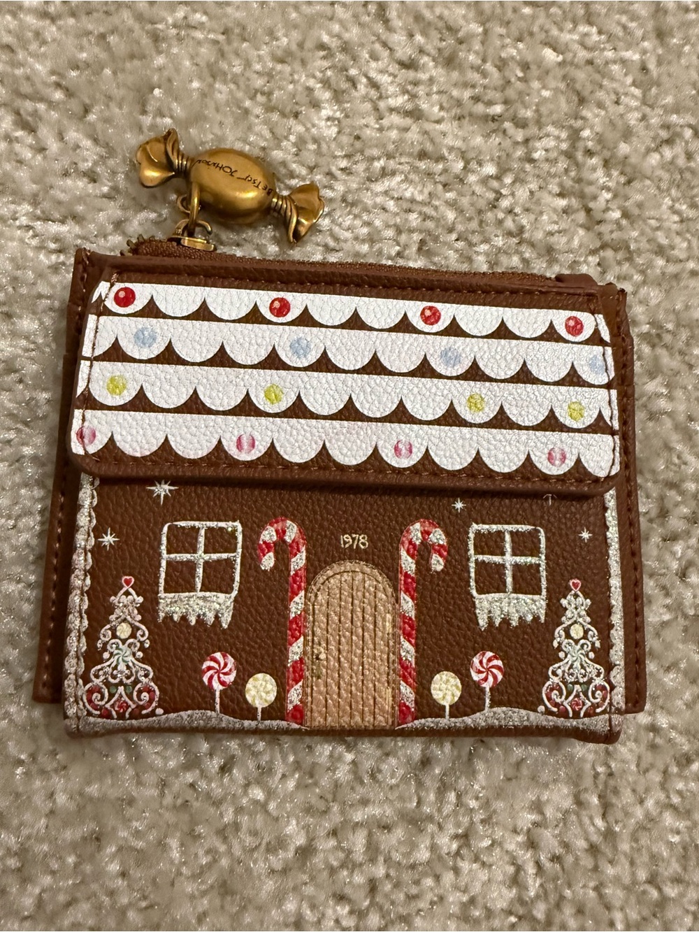 Betsey Johnson Gingerbread House Zip Coin Purse NWOT